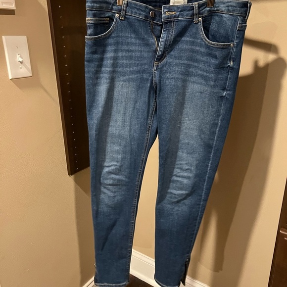 H&M Blue Skinny Jeans with Classic Denim Style - Picture 2 of 4